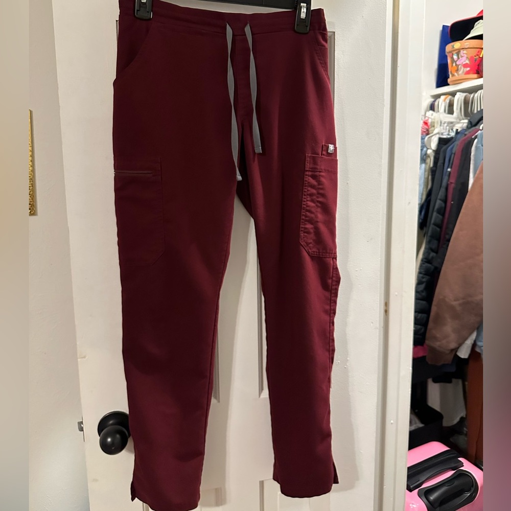 FIGS Yola Skinny Scrub Pant